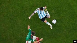 Argentina defeats Mexico 2-0, with Lionel Messi at the helm